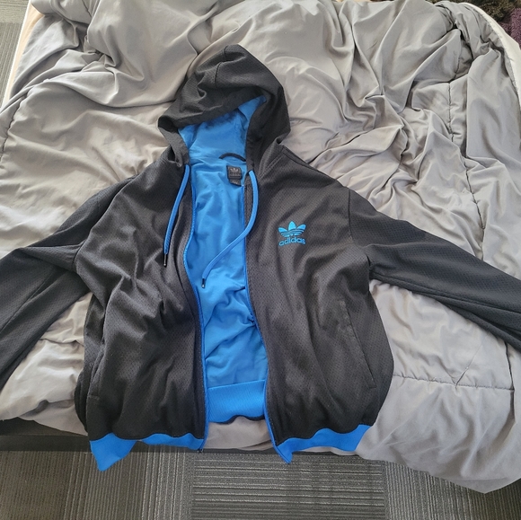 Adidas jacket - Picture 1 of 2